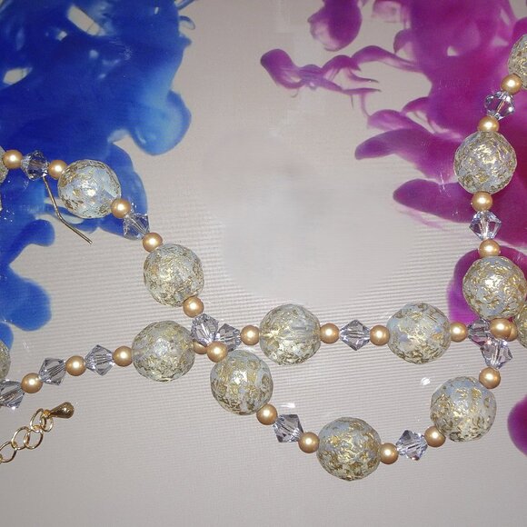 Handmade necklace/earring set in subtle smokey mauve with gold accents - Picture 7 of 9